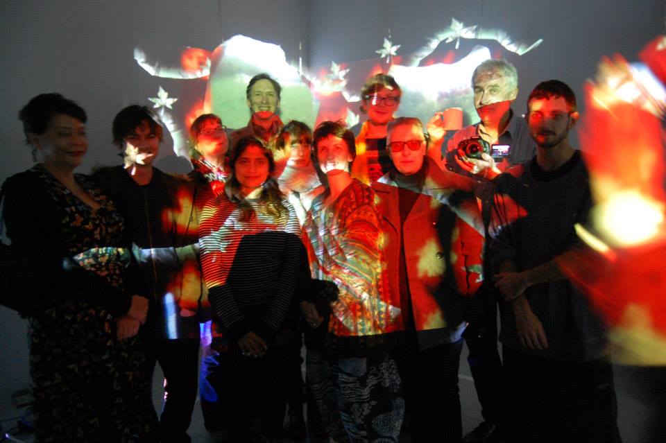 painting-with-light-video-sculptures-participants